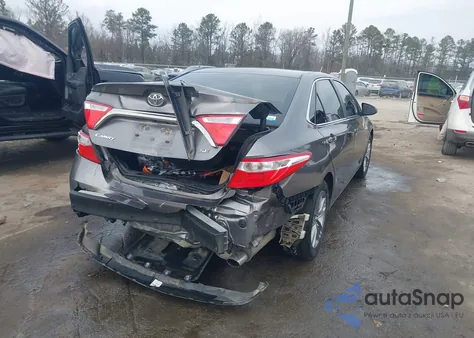 2017 Toyota Camry Se z USA, uszkodzony, nr VIN 4T1BF1FK8HU756956
